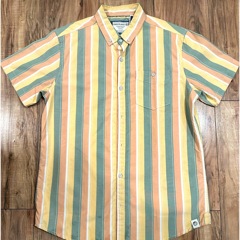 New button up shirt, size L